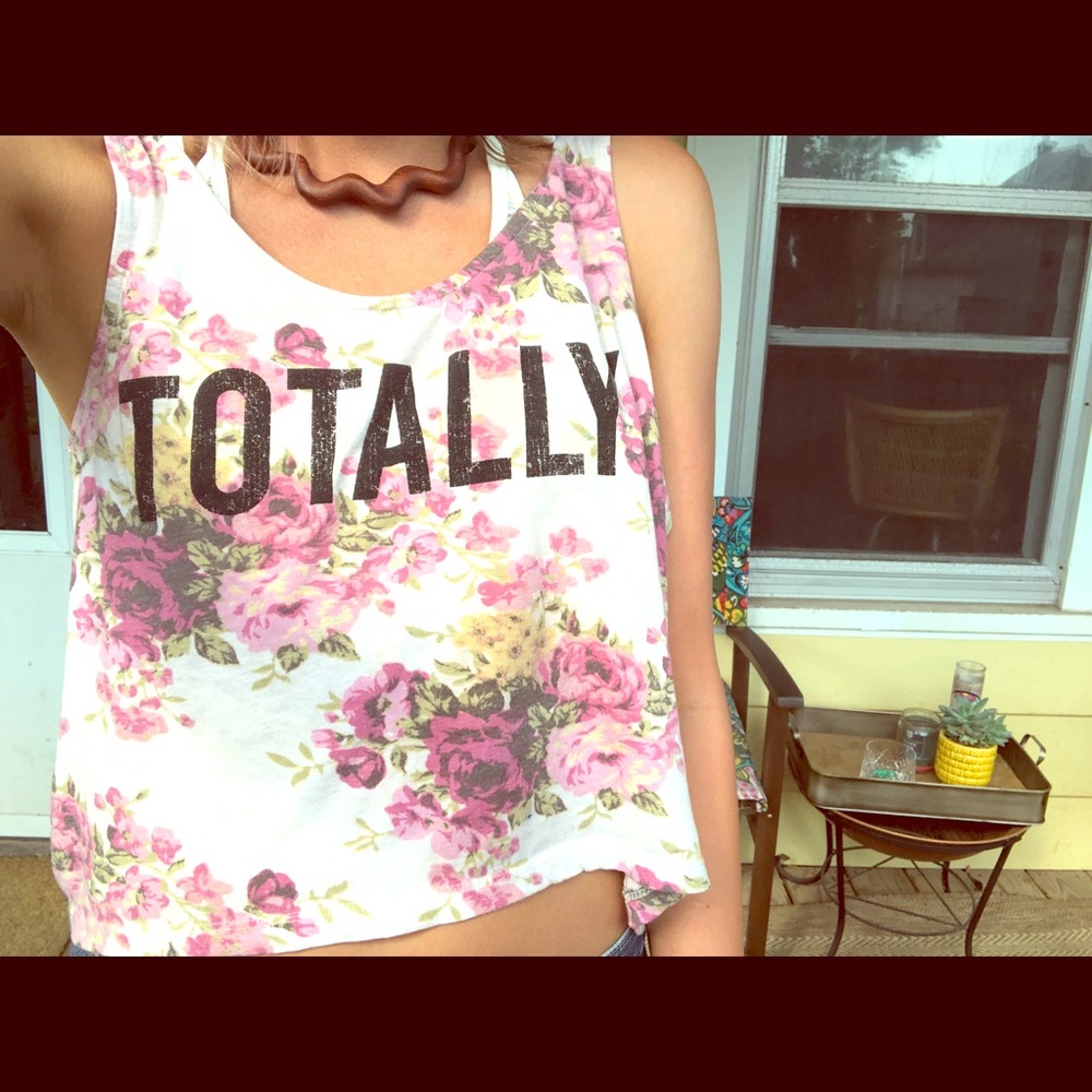 Totally floral tank